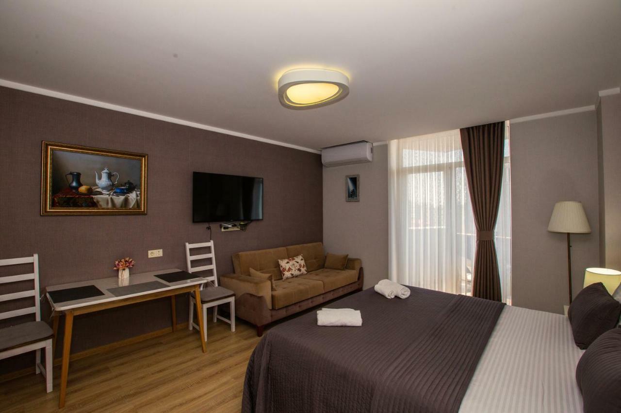 Apartment In Batumi Exterior photo